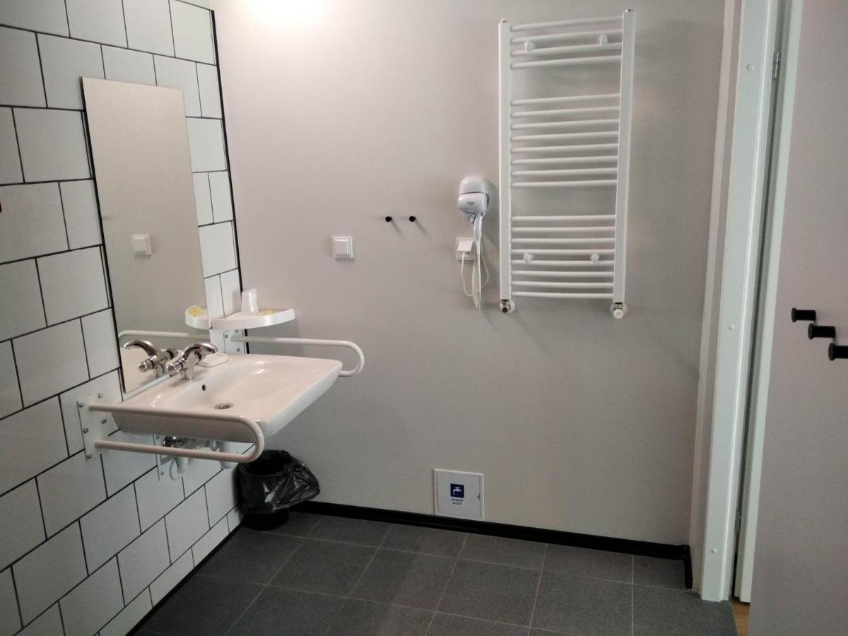 Motel Express Богучін Екстер'єр фото