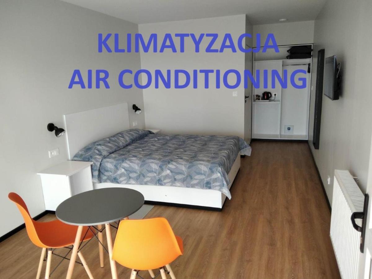 Motel Express Богучін Екстер'єр фото