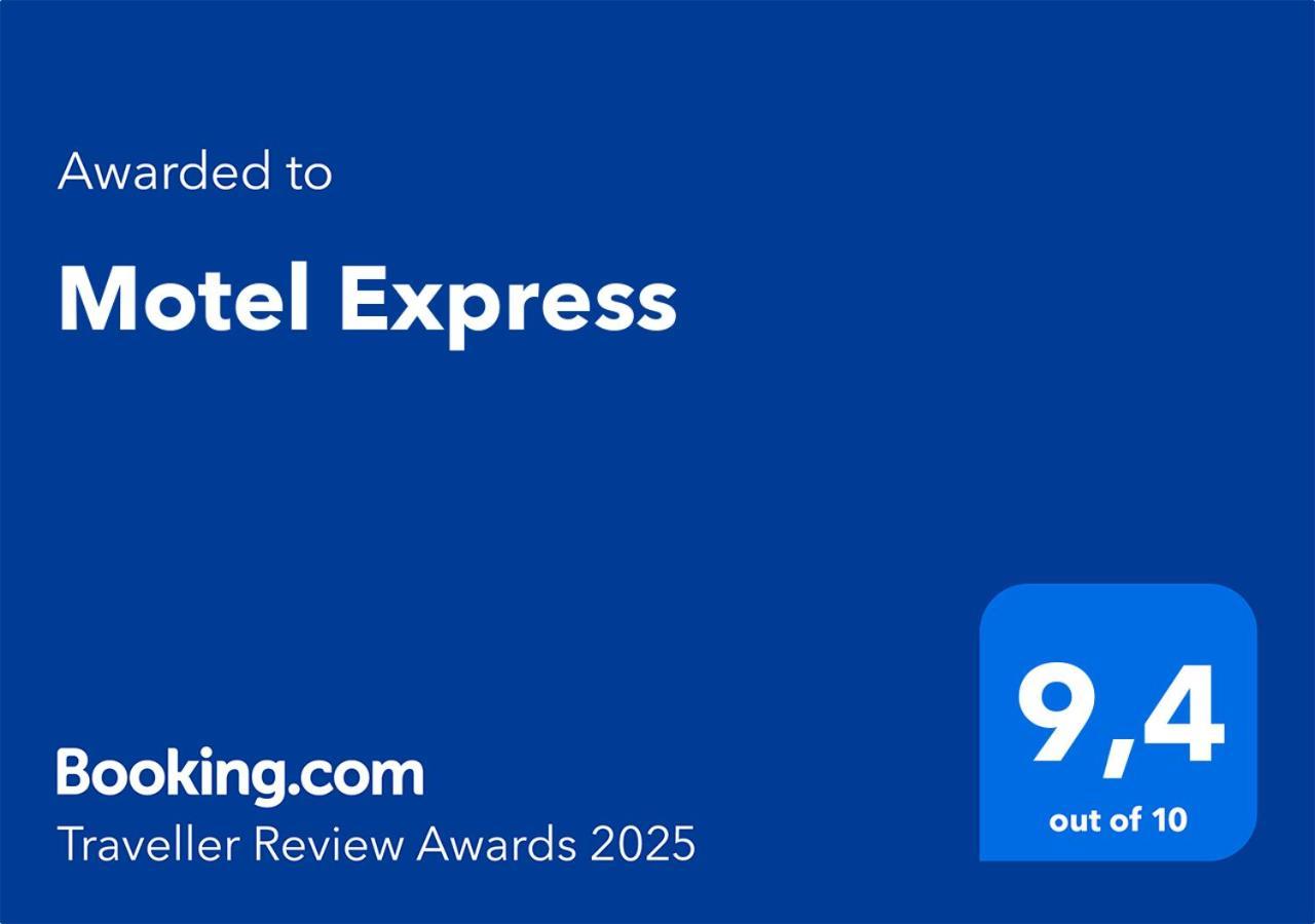 Motel Express Богучін Екстер'єр фото